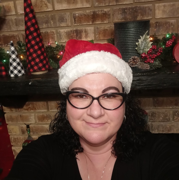 Meet your Posher, Brandi - Picture 1 of 1